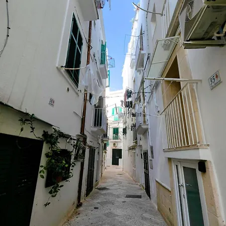 Pietralisa 33 - Charming In Old Town Apartment Monopoli