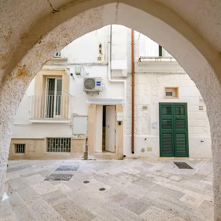 Pietralisa 33 - Charming In Old Town Apartment